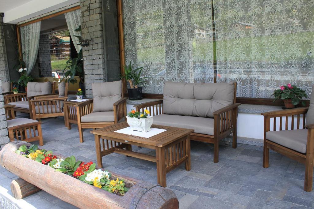 Hotel Sarre Exterior foto
