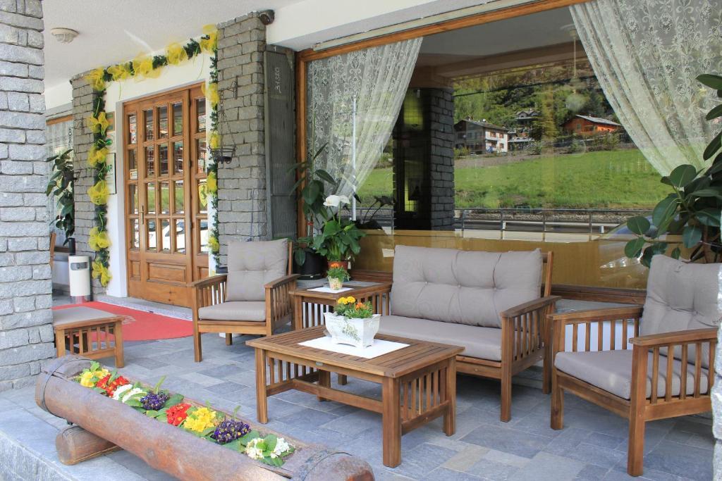 Hotel Sarre Exterior foto